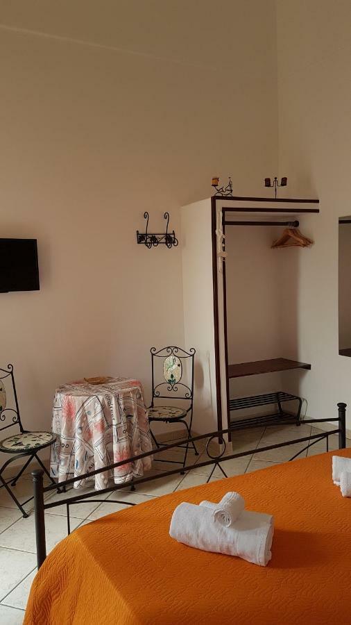 Santa Lucia Bed & Breakfast